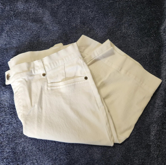 Vintage Norm Thompson white shorts size 14 - Picture 2 of 10
